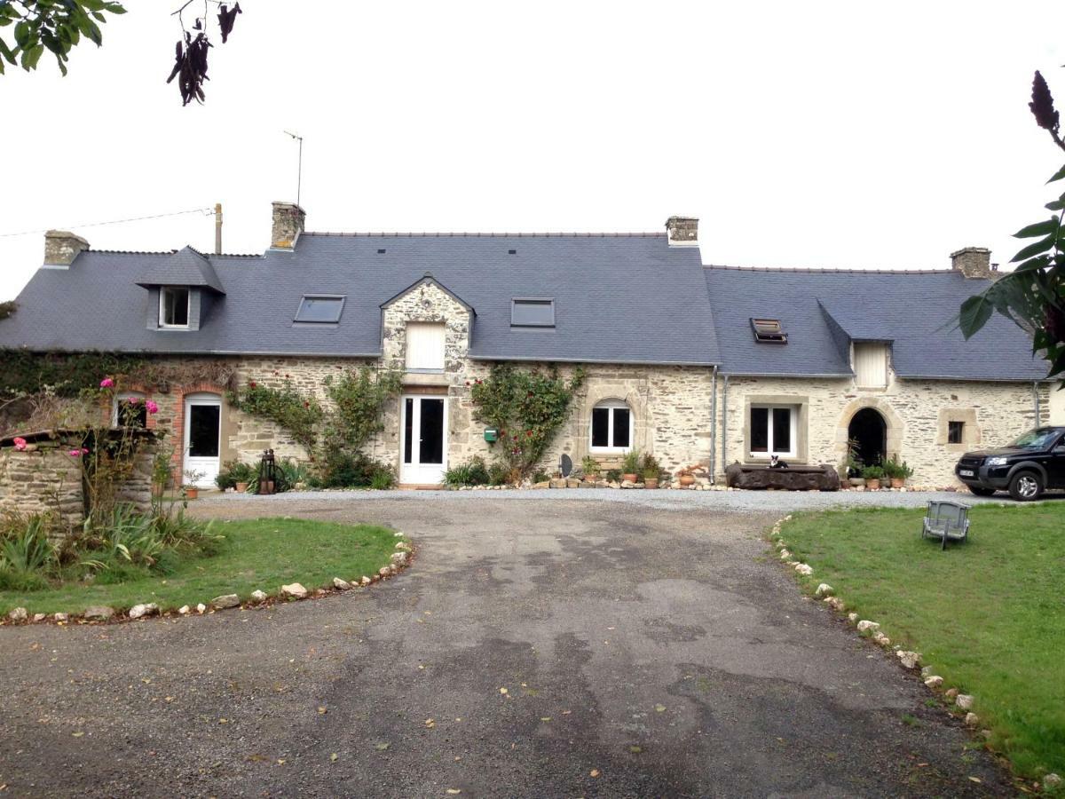 La Ville De Mainguy Josselin Bagian luar foto